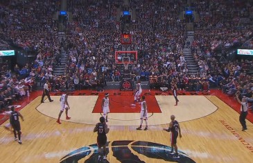 Damian Lillard hits half court shot