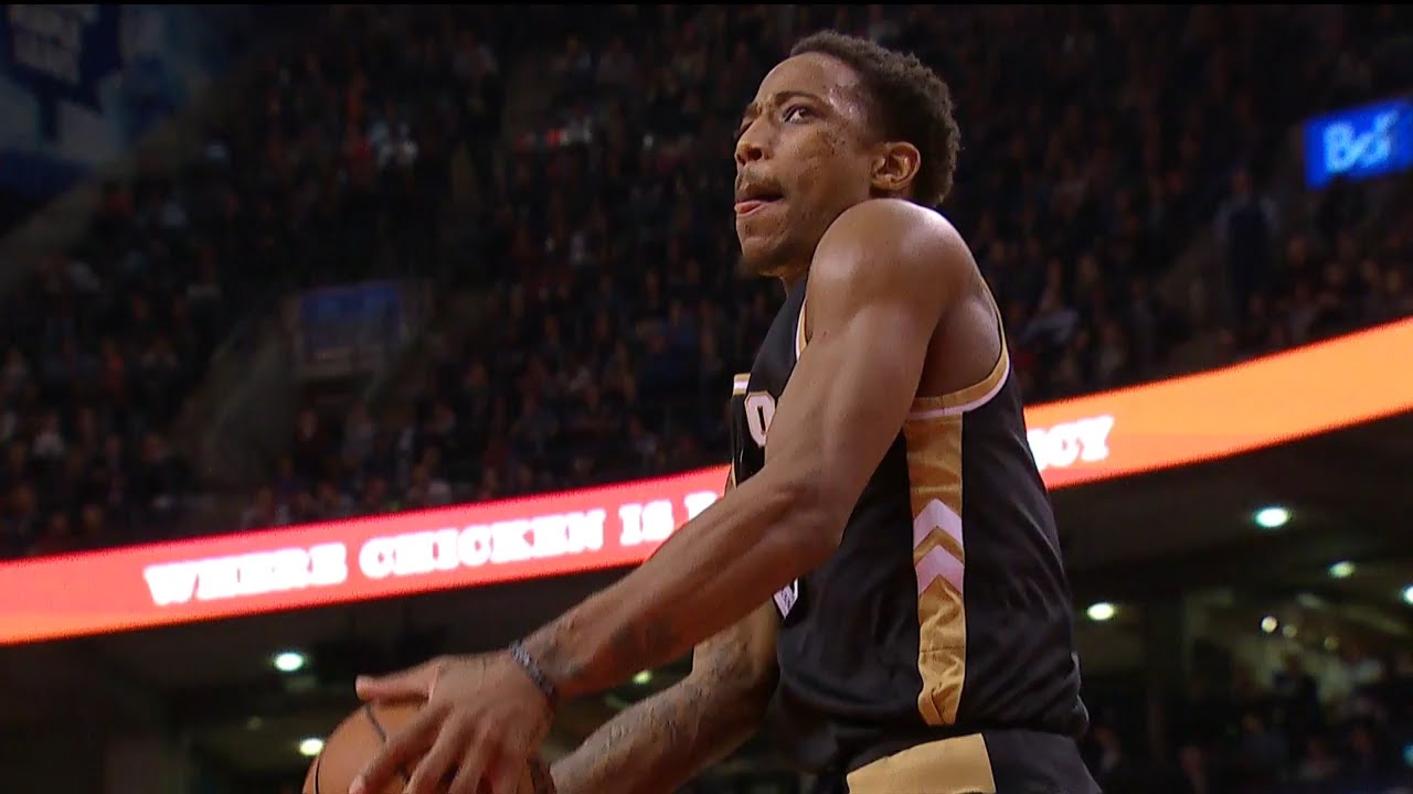 DeMar DeRozan throws down beautiful windmill after the whistle