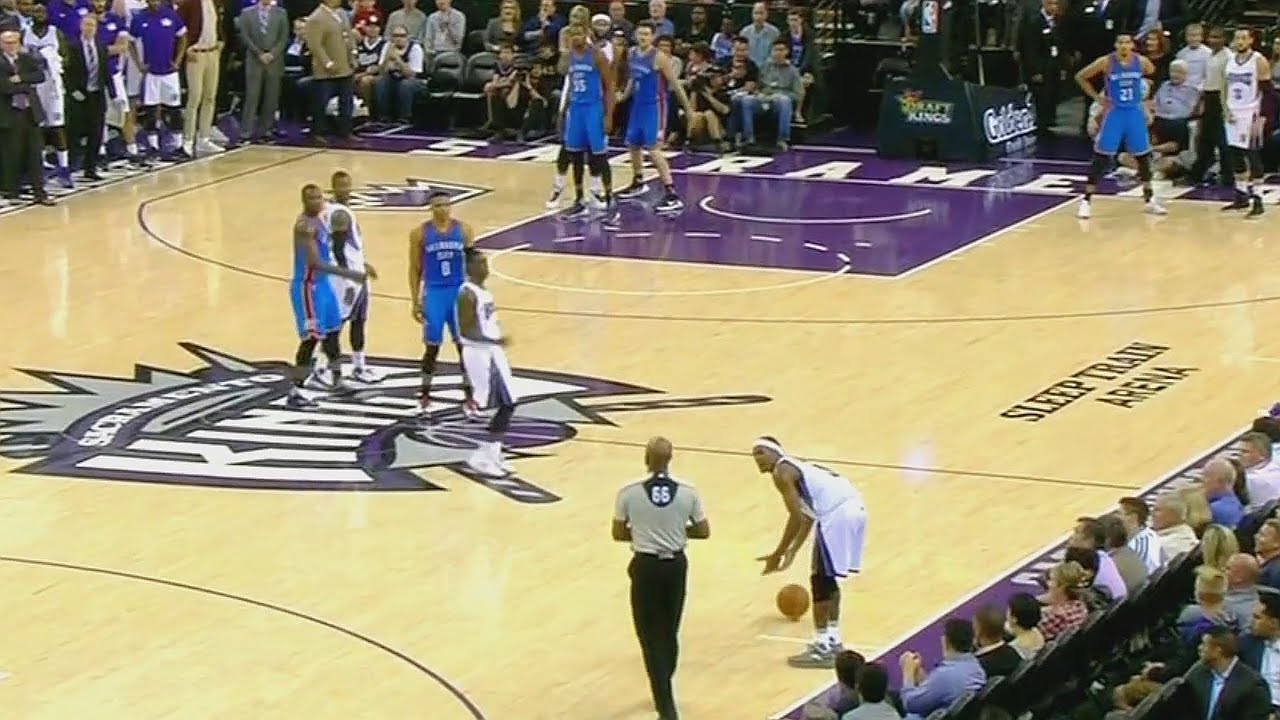 Rajon Rondo refuses to pick up the ball from a ref