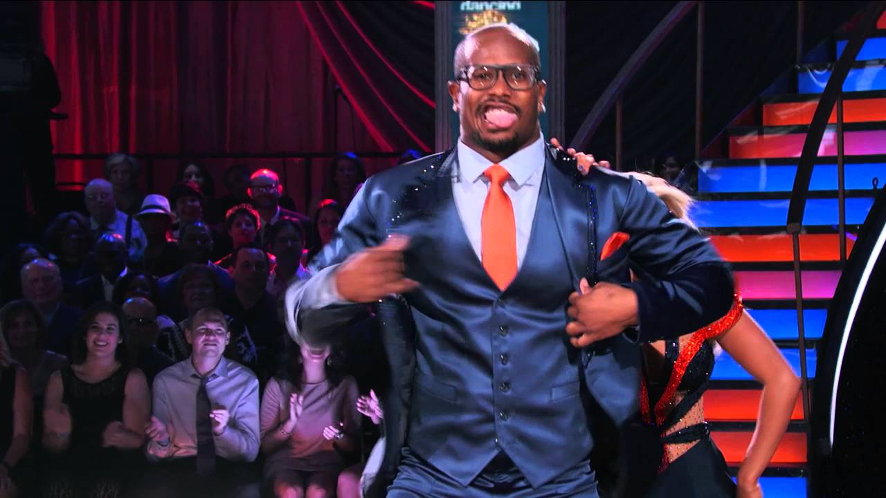 Von Miller busts his moves on Dancing With The Stars