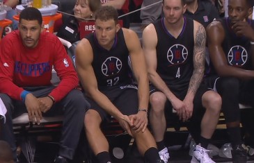 Blake Griffin leaves Game 4 with a hamstring injury