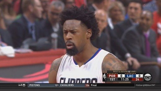 DeAndre Jordan completely airballs a free throw