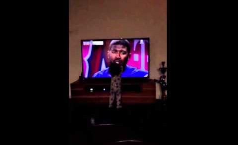 Dexter Fowler’s daughter calls out for her dad on TV