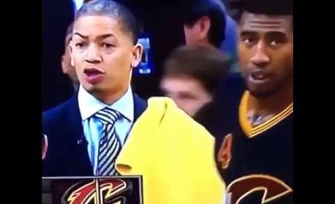 Iman Shumpert uses Tyronn Lue as a towel rack