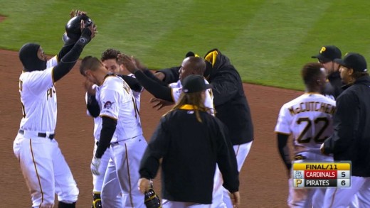 Jordy Mercer hits walk off hit for the Pirates in extra innings