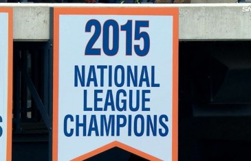 New York Mets raise NL pennant banner at Citi Field