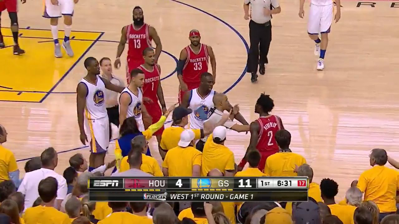 Stephen Curry shoves Patrick Beverley after getting tangled up