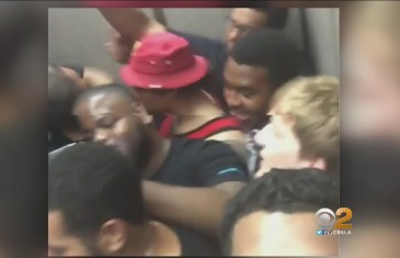 USC offensive lineman get trapped in elevator & make elevator rap song