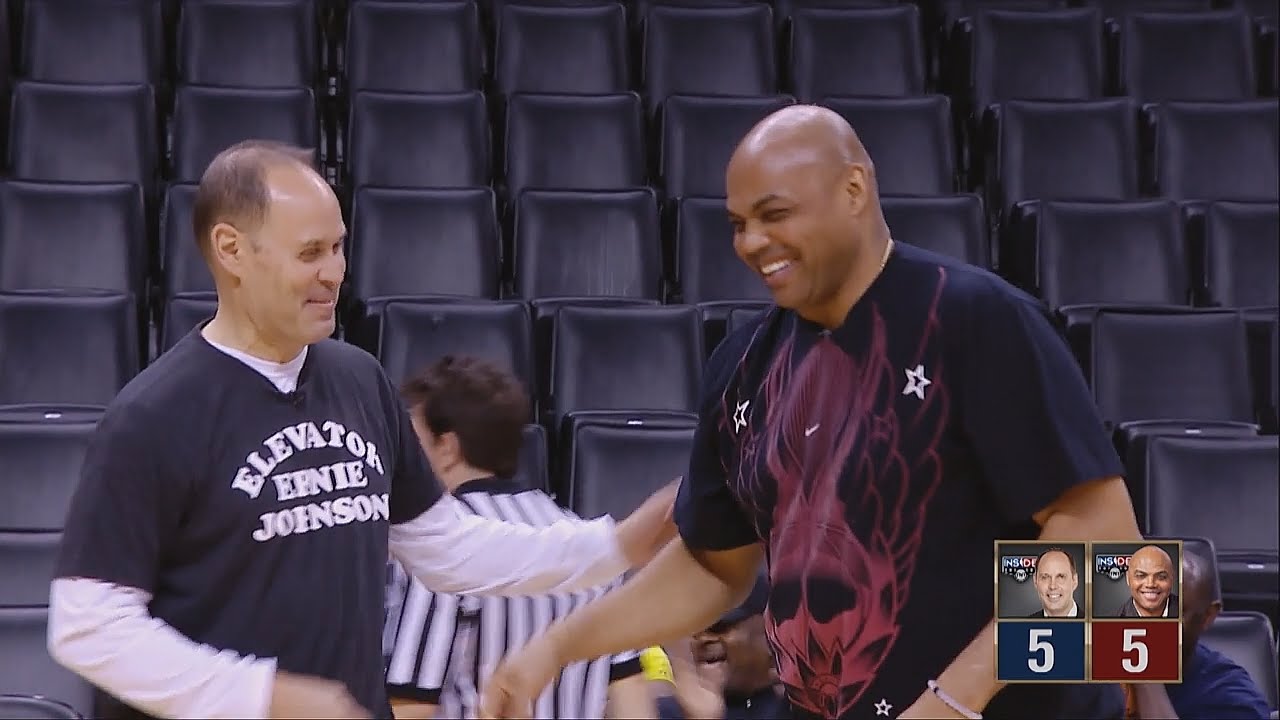 Charles Barkley & Ernie Johnson face off in a 3-point shootout