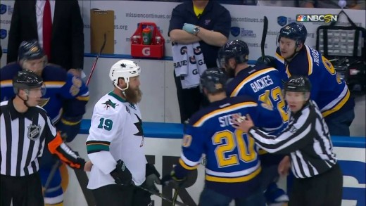 Joe Thornton & David Backes get into a beard fight