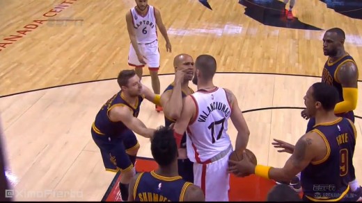 Jonas Valanciunas & Richard Jefferson get into a scuffle