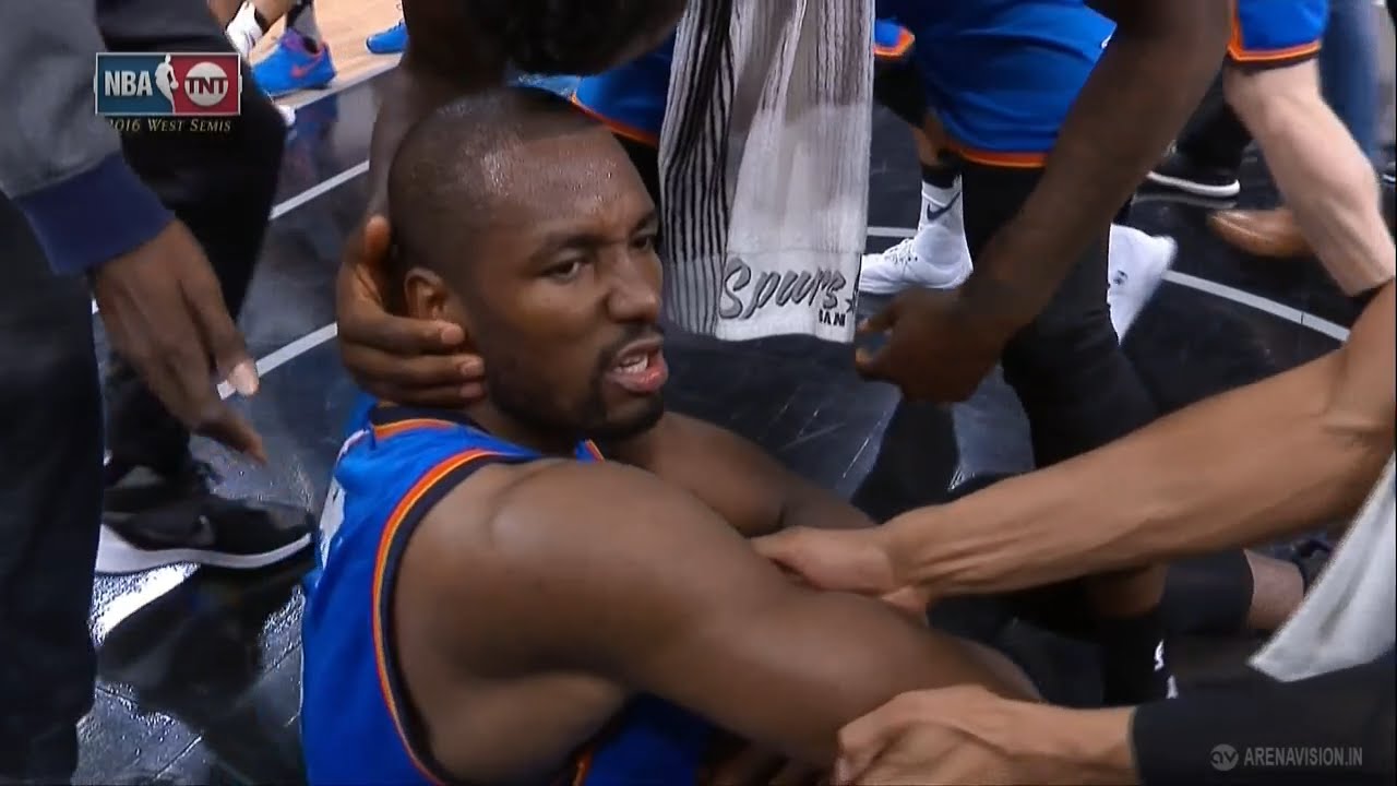 The final crazy sequence in Spurs vs. Thunder in Game 2