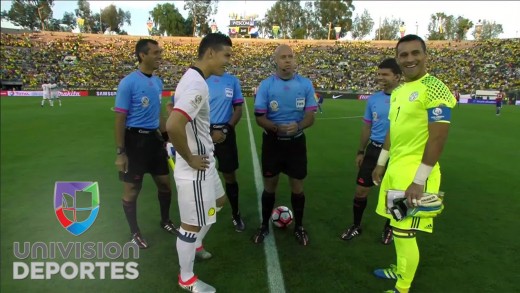 Copa America Centenario coin toss lands on its edge