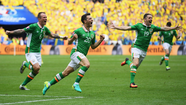 Republic of Ireland score beautiful goal against Sweden