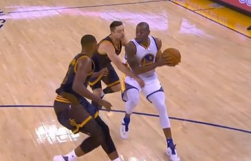 Matthew Dellavedova hits Andre Iguodola in the nuts