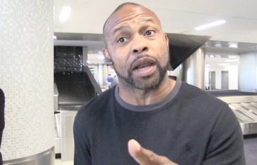 Roy Jones Jr. says Draymond Green would beat LeBron James in a fight