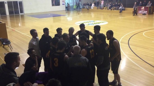 Australian basketbal team scores insane buzzer beater