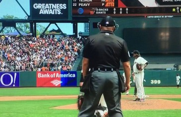 Buster Posey throws ball into Jake Peavy’s glove while he’s not looking