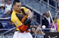 Giancarlo Stanton sets record with 61 homers to win Derby
