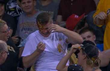 Foul ball causes Pirates fan to spill nachos all over his face