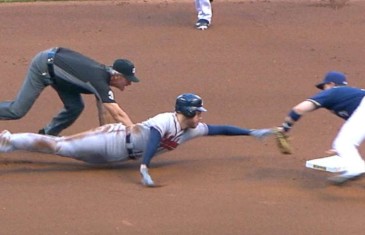 Freddie Freeman over slides but makes spectacular recovery