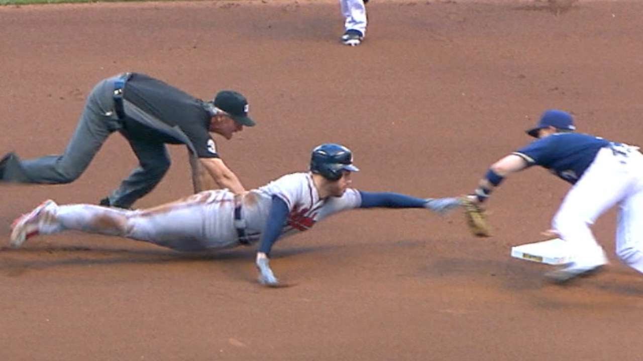 Freddie Freeman over slides but makes spectacular recovery
