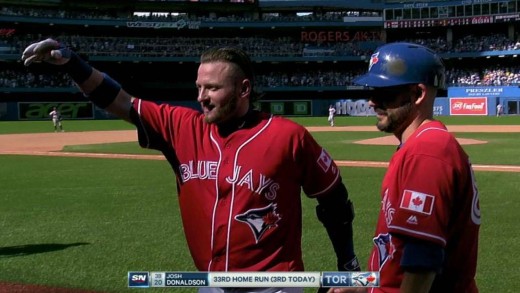 Josh Donaldson blasts 3 homers for the Hat Trick in Toronto