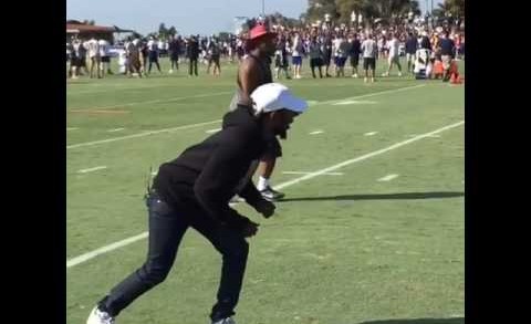 Kendrick Lamar & ScHoolboy Q run routes at Los Angeles Rams camp