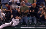 Mariners outfielder Shawn O’Malley makes amazing catch in the stands