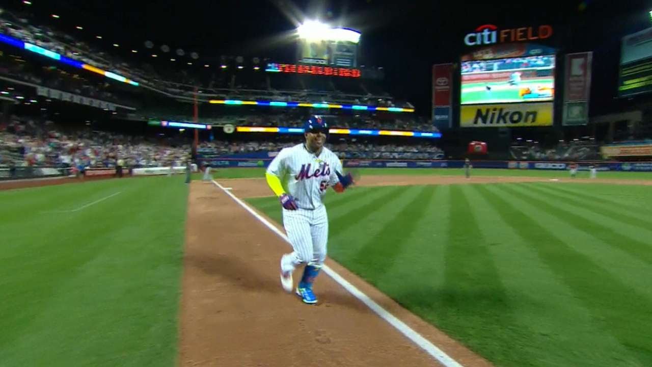 Yoenis Cespedes blasts a walk-off jack for the Mets