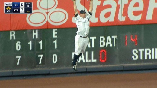 Brett Gardner makes outstanding catch to save a Yankees victory