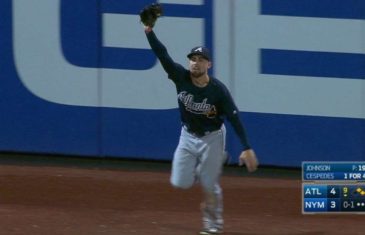 Ender Inciarte robs Yoenis Cespedes& the Mets of a walk off homer