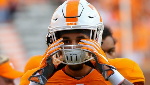 Jalen Hurd saves Tennessee Volunteers with fumble recovery TD