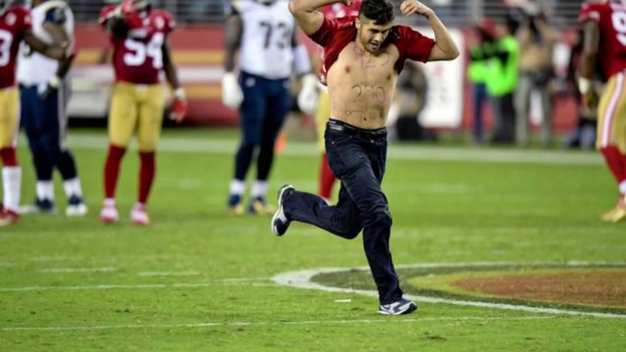 Kevin Harlan's amazing radio call of 49ers fan running on the field