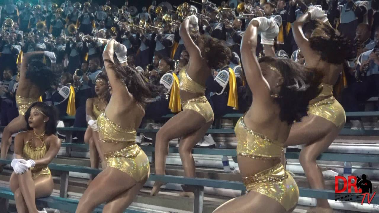 Southern University brings out the Marching Band & Dancing Dolls to Drake 