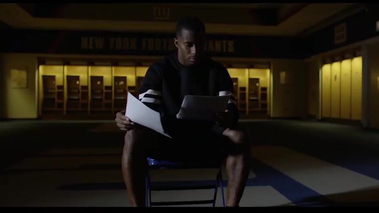 Victor Cruz's emotional reading of letters sent to the Giants after 9/11