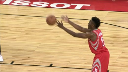 Houston’s Chinanu Onuaku shoots free throws under hand