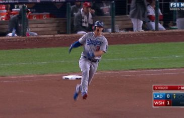Joc Perderon hammers game tying home run for the Dodgers