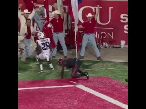 Linell Bonner makes an amazing one handed catch for Houston Cougars