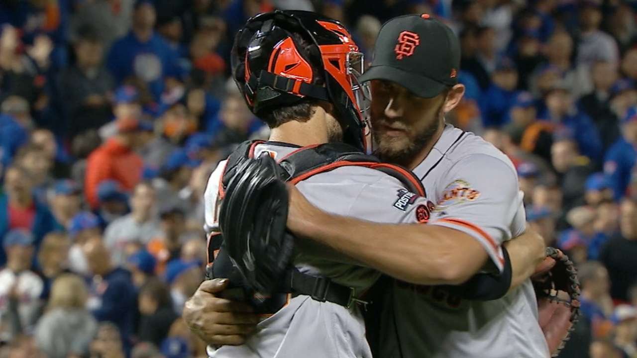 Madison Bumgarner records final out for the Giants in NL Wild Card