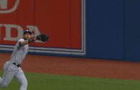 Nomar Mazara makes game saving catch for the Texas Rangers