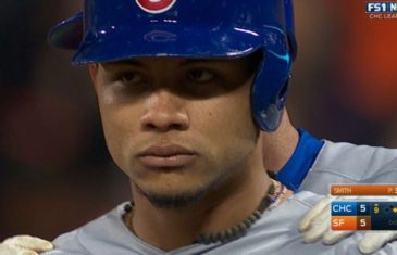 Willson Contreras ties game in the 9th with 2 RBI single