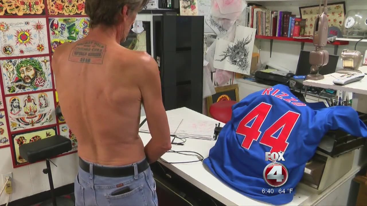 Chicago Cubs fan updates his World Series Cubs tattoo