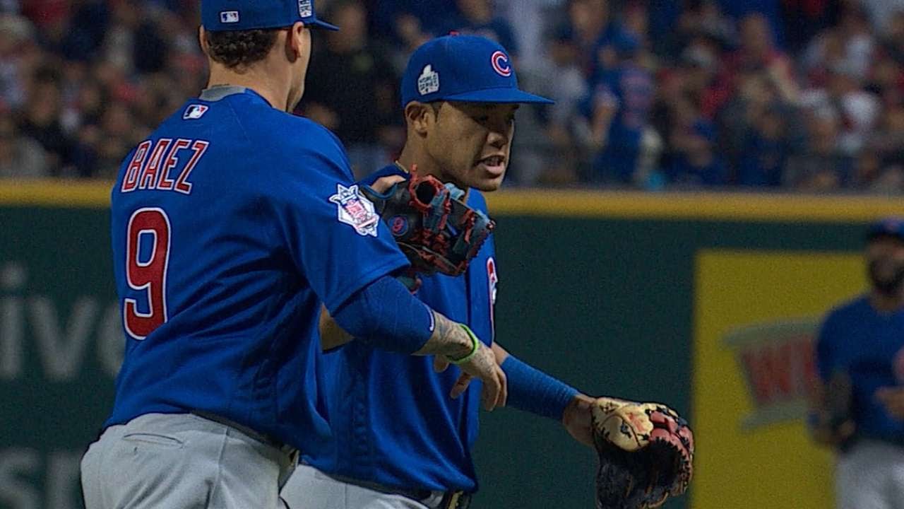 Javier Baez turns incredible double play to end 8th inning of Game 6