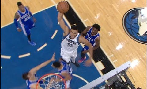 Karl Anthony Towns throws down the ridiculous slam dunk vs. the 76ers