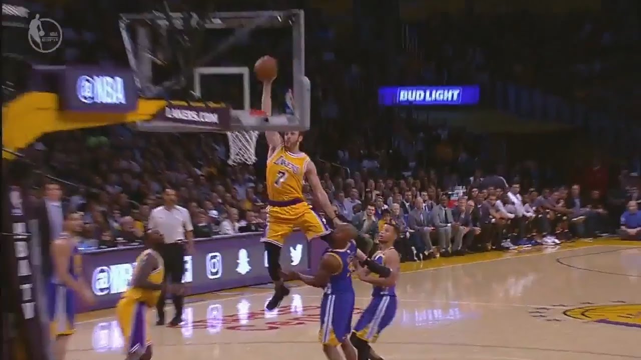 Larry Nance puts David West on a poster in Los Angeles