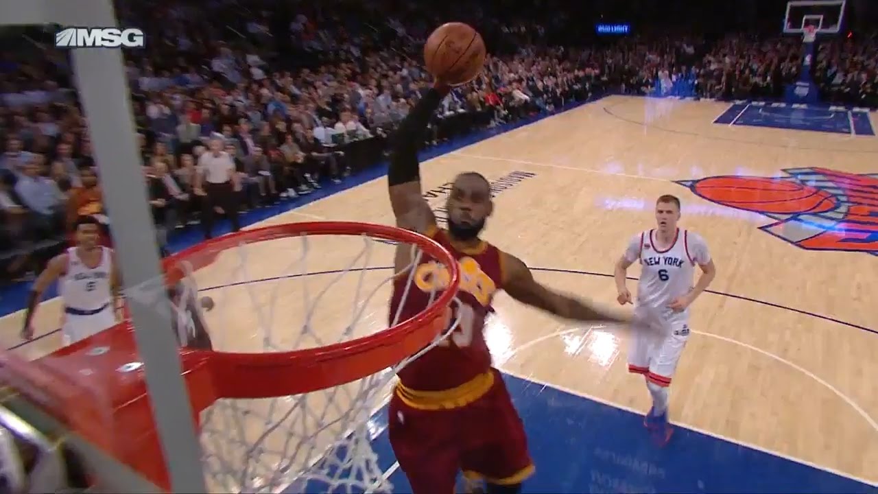 LeBron James throws down the massive slam dunk at MSG