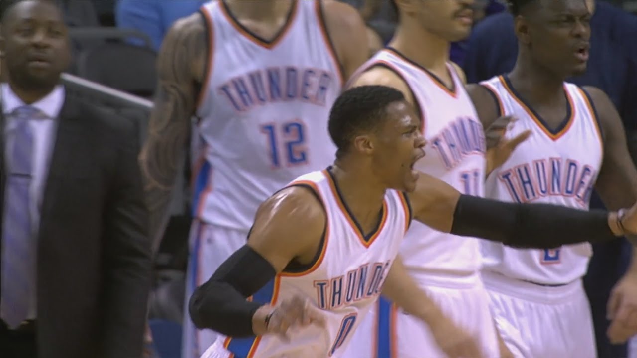 Russell Westbrook hits a referee in the head with a pass during timeout