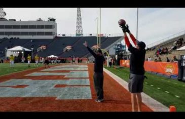 Sefo Liufau, Nate Peterman & C.J. Beathard work on end zone throws at 2017 Senior Bowl