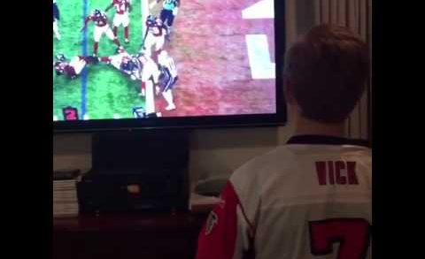 Atlanta Falcons fan changes to Patriots fan after Super Bowl loss